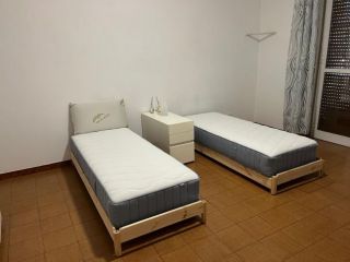MONTESACRO STANZA DOPPIA ARREDATA