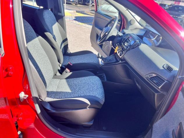 Lancia Ypsilon 1.0 FireFly 5 porte S&S Hybrid Silver - Foto 6