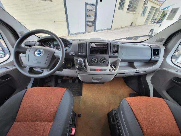 CAMPER ROLLER TEAM DUCATO MANSARDATO 6 POSTI GARAGE CLIMATIZZATORE GENERALI USATO - Foto 10