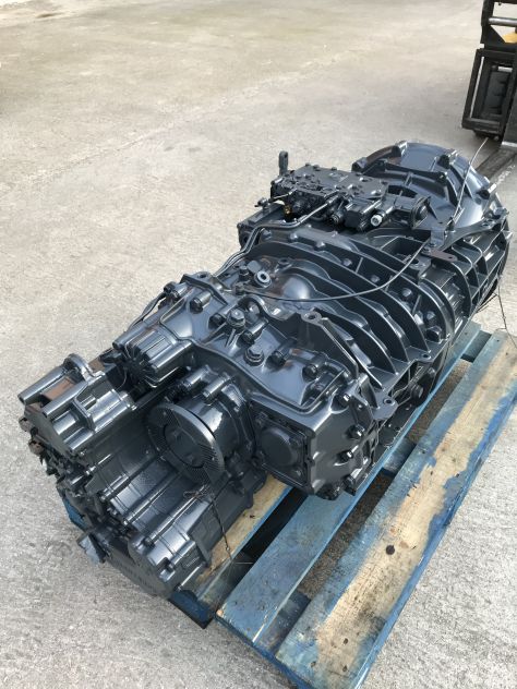 Cambio REVISIONATO ZF ECOSPLIT 4 16 S 2331 TD + IT 1356 052 026 1800301 RAPP. 16 - Foto 2