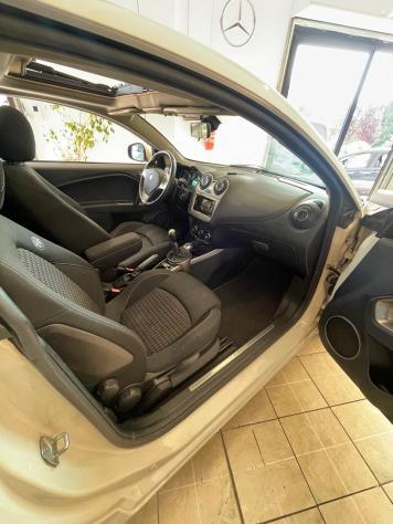 Alfa Romeo MiTo 1.4 T 120 CV Distinctive Sport Pack - Foto 7
