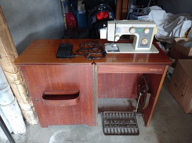 macchina da cucire elettrica Necchi Mille Punti mod. 520 - Foto 2