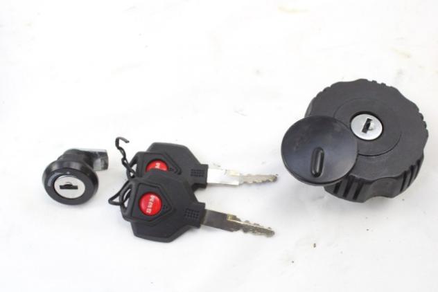 SWM SM 125 R 10000784 E000A04509 KIT CHIAVI ECU ACCENSIONE 22 - 24 KEY LOCK ECU KIT CHIAVE LEGGERMENTE PIEGATA - Foto 2