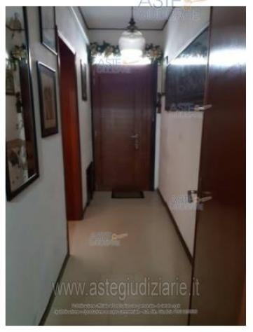 IMMOBILI-IMMOBILE RESIDENZIALE-Via Legnano 30A-32 - Foto 5
