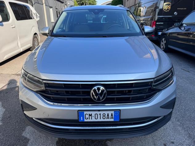 Volkswagen Tiguan 2.0 TDI 150 CV SCR DSG Elegance*EURO6 - Foto 2