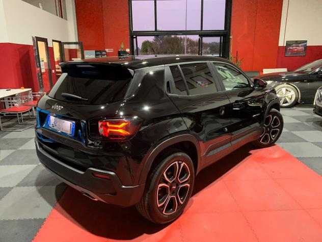 Jeep Avenger Avenger 1.2 turbo e-hybrid mhev Summit fwd 110cv edct6 KM0 - Foto 2