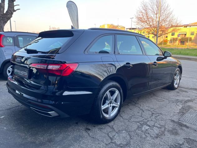 Audi A4 Avant 30 TDI/136 CV S tronic Business Advanced - Foto 5