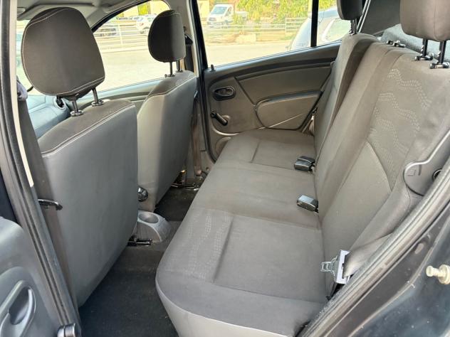Dacia Duster 1.5 dCi 90CV 4x2 Ambiance - Foto 6