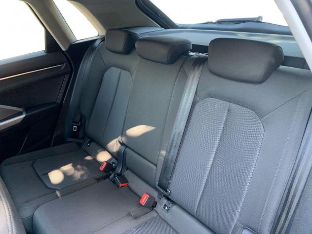 Audi Q3 Sportback 35 TDI S tronic Business Plus - Foto 10