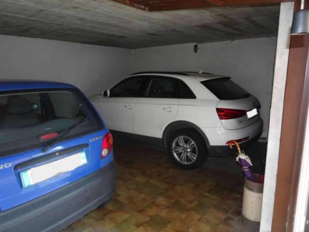 Immobile in asta di 132 m² con più di 5 locali e box auto doppio in vendita a Comun Nuovo - Foto 3