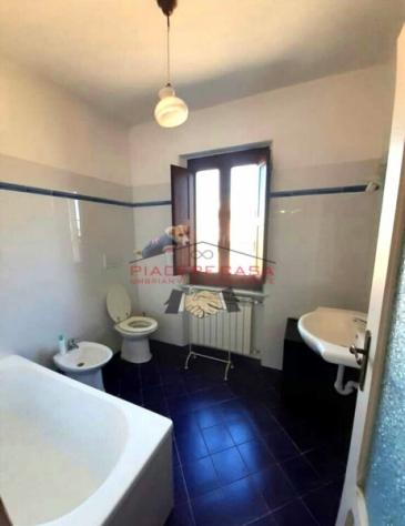 Porano - Vendesi abitazione indipendente, panoramica con giardino, terrazza, soffitta e rustico a pochi chilometri da Orvieto. - Foto 5