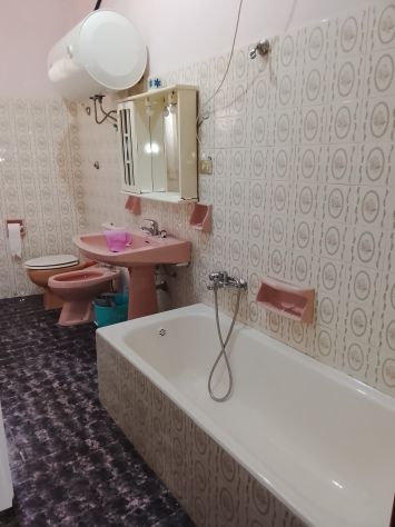 Via Gioeni locasi appartamento arredato € 400 - Foto 3