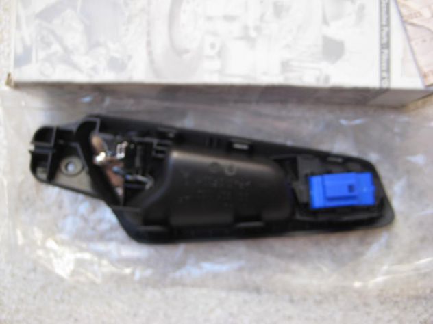 VOLKSWAGEN PASSAT MANIGLIA INTERNA PORTA ANTERIORE SINISTRO 3C1837113D - Foto 3