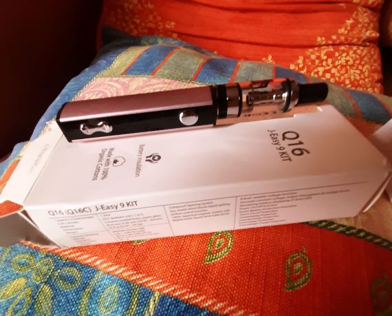 SIGARETTA ELETTRONICA JUSTFOG CON PORTASIGARETTA