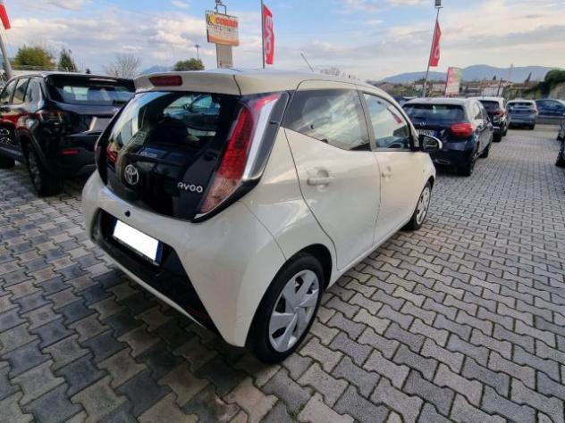 TOYOTA Aygo 1.0 VVT-i 69 CV 5 porte x-play rif. 23434698 - Foto 6