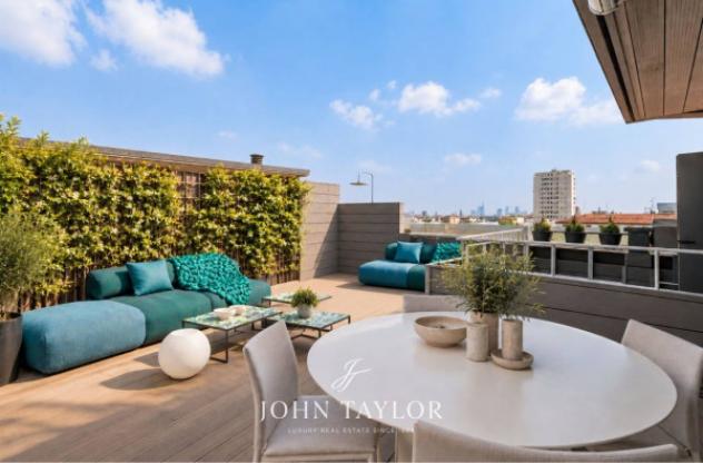 Attico / Mansarda di 145 m² con 5 locali in vendita a Milano - Foto 2