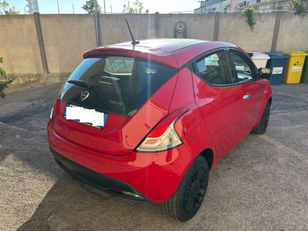 LANCIA Ypsilon 1.0 FireFly 5p.S&S Hybrid Silver - Foto 3