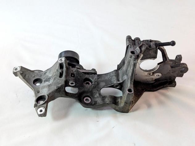 04L903143D SUPPORTO ALTERNATORE SKODA KAMIQ 1.6 D 85KW AUT 5P (2020) RICAMBIO USATO