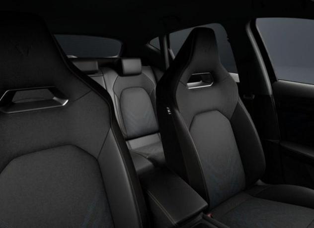 CUPRA Formentor 1.5 e-Hybrid 204CV Phev DSG Dark Stone rif. 22993034 - Foto 5