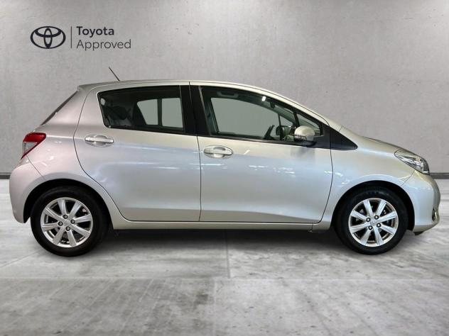 Toyota Yaris 1.0 5 Porte Lounge 69 cv - Foto 5