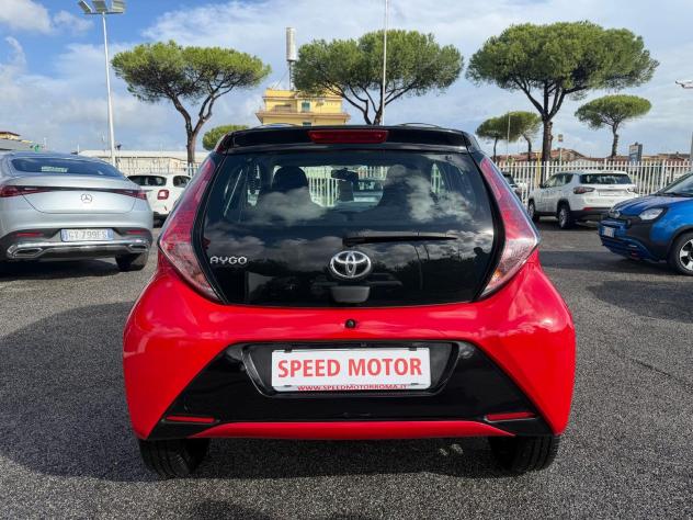 Toyota Aygo Aygo 5p 1.0 x-cool 70 CV, RETROCAMERA! - Foto 6