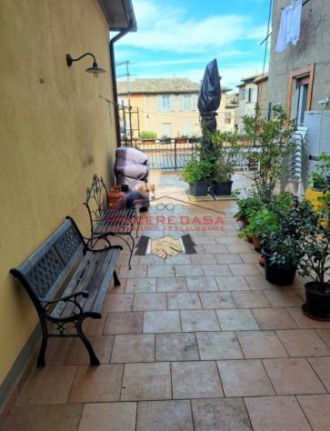 Orvieto centro - Appartamento con ingresso indipendente completato da balcone, magazzino e terrazze condivise in vendita in posizione centrale - Foto 5