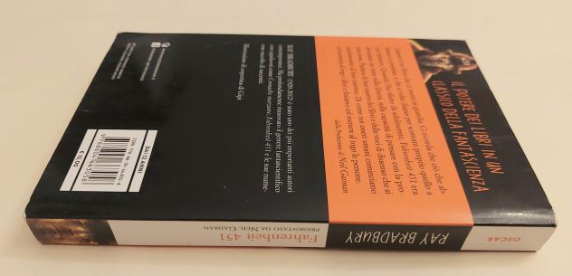 Fahrenheit 451 di Ray Bradbury 1°Ed.Mondadori, maggio 2016 - Foto 4