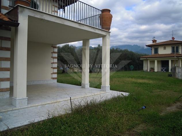 VILLA di 9 vani e di 240 mq (PIETRASANTA) rif. 533 - Foto 8