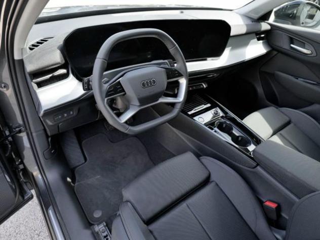 AUDI Q3 Sportback NEW 2.0 Tdi 150cv S-tr. S-line edition rif. 23746596 - Foto 6