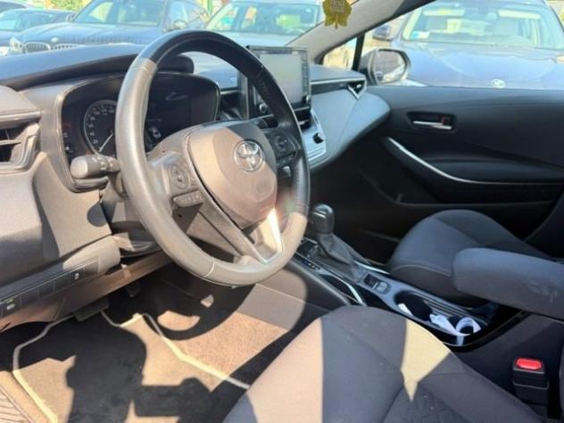 TOYOTA Corolla 1.8 Hybrid Active rif. 24097057 - Foto 6