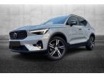 VOLVO XC40 B3 automatico Ultra Dark rif. 24049466