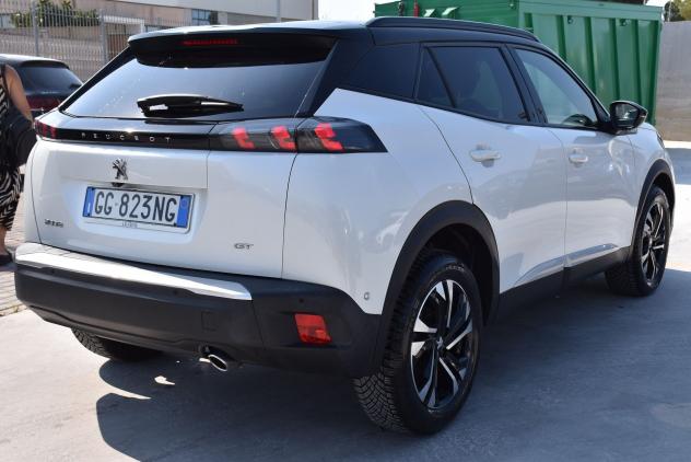 Peugeot 2008 BlueHDi 130 EAT8 GT Line S&S aut. - Foto 4