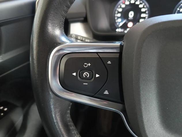 Volvo XC40 XC40 1.5 t2 Momentum Pro auto my21 IVA ESPOSTA - Foto 10