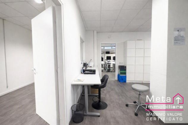 LABORATORIO/UFFICIO DI 193 M² CON DOPPIO INGRESSO - Foto 12