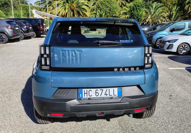 FIAT Grande Panda Hybrid Hybrid Icon - Foto 7