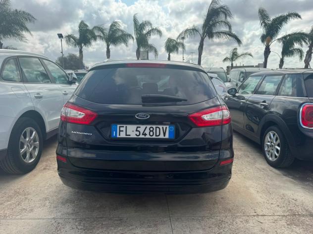 Ford Mondeo 2.0 TDCi 150 CV S&S - 2017 - Foto 5