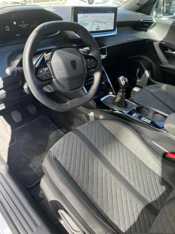 PEUGEOT 2008 PureTech 100 S&S Allure rif. 23780435 - Foto 8