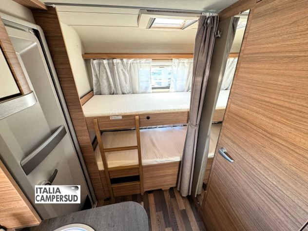 Caravan Weinsberg CaraOne 400 LK Con 4 Posti Letto Del 2023 - Foto 9