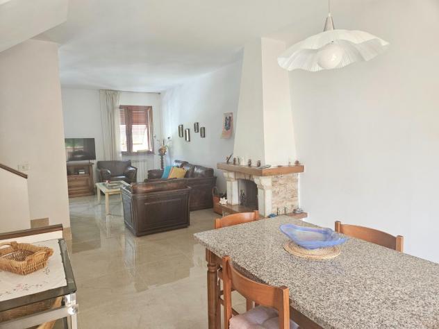 Villetta a schiera in vendita a Calci 160 mq Rif: 1445044