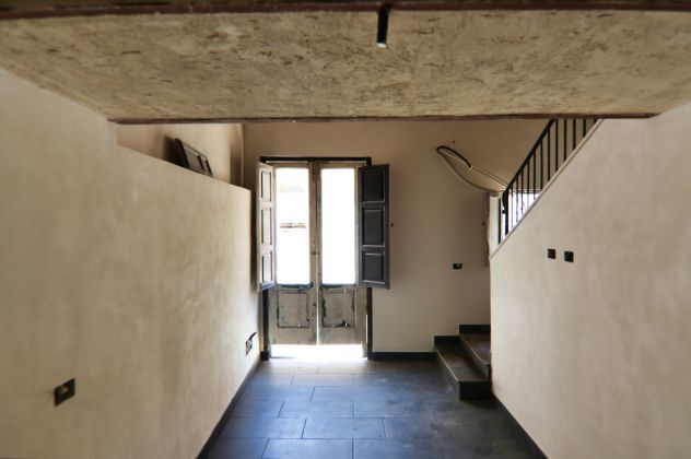 Scicli, minimalismo nel cuore del centro storico - Foto 12