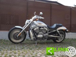 HARLEY-DAVIDSON V-Rod VRSCA anno 2003 in ottime condizioni