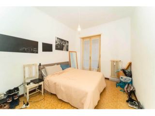 STANZA CON BAGNO PRIVATO IN CORSO FERRUCCI