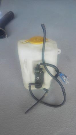 Vaschetta acqua TERGI con Pompetta Opel Corsa serie C 2004