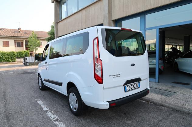 Ford Tourneo Custom 2.0 EcoBlue 170CV Trend 9p - Foto 5