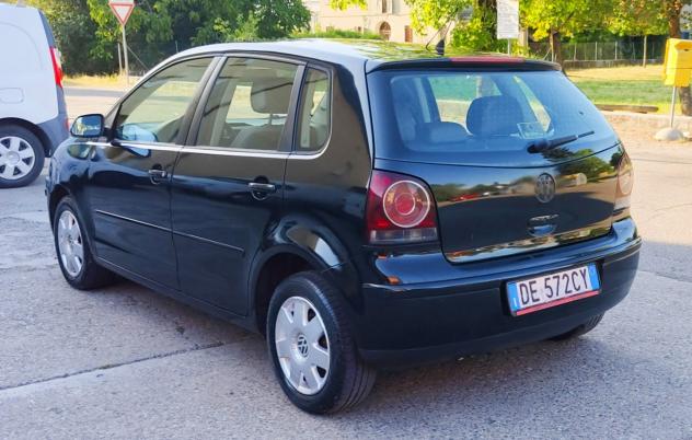 Volkswagen Polo 1.4/69CV TDI 3p. Sportline - Foto 6
