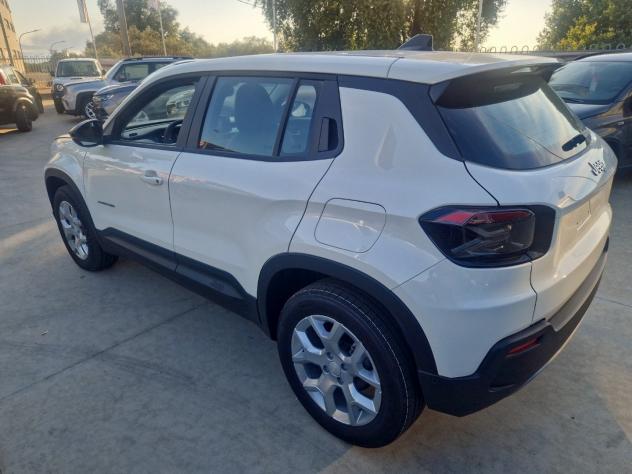 Jeep Avenger e-Hybrid 1.2 MHEV e-Hybrid Turbo Altitude - Foto 5