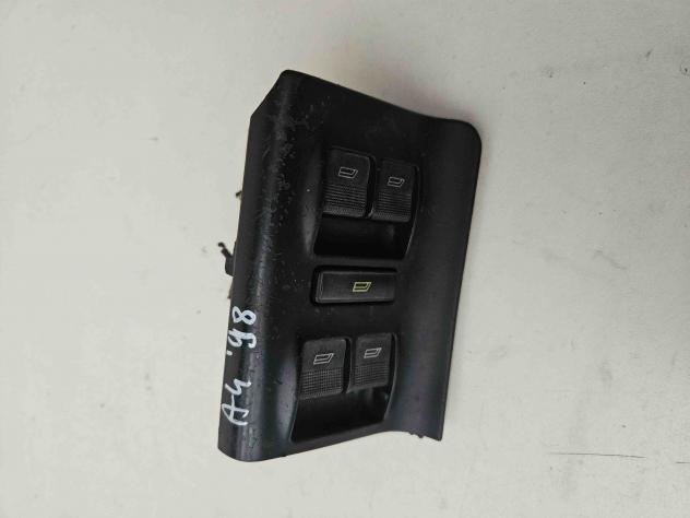 PULSANTIERA ANTERIORE SINISTRA AUDI A4 Avant (8D) (9700)