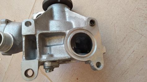 Termostato Pompa Acqua Mercedes W140 W124 W126 R1032010101 - Foto 2