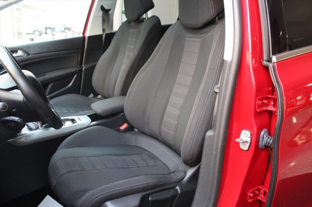 Peugeot 308 PureTech Turbo 130 cv TETTO PANORAMA NAVIG LED - Foto 7