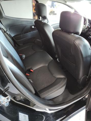 Renault Clio dCi 8V 90 CV EDC 5 porte Moschino Zen - Foto 9